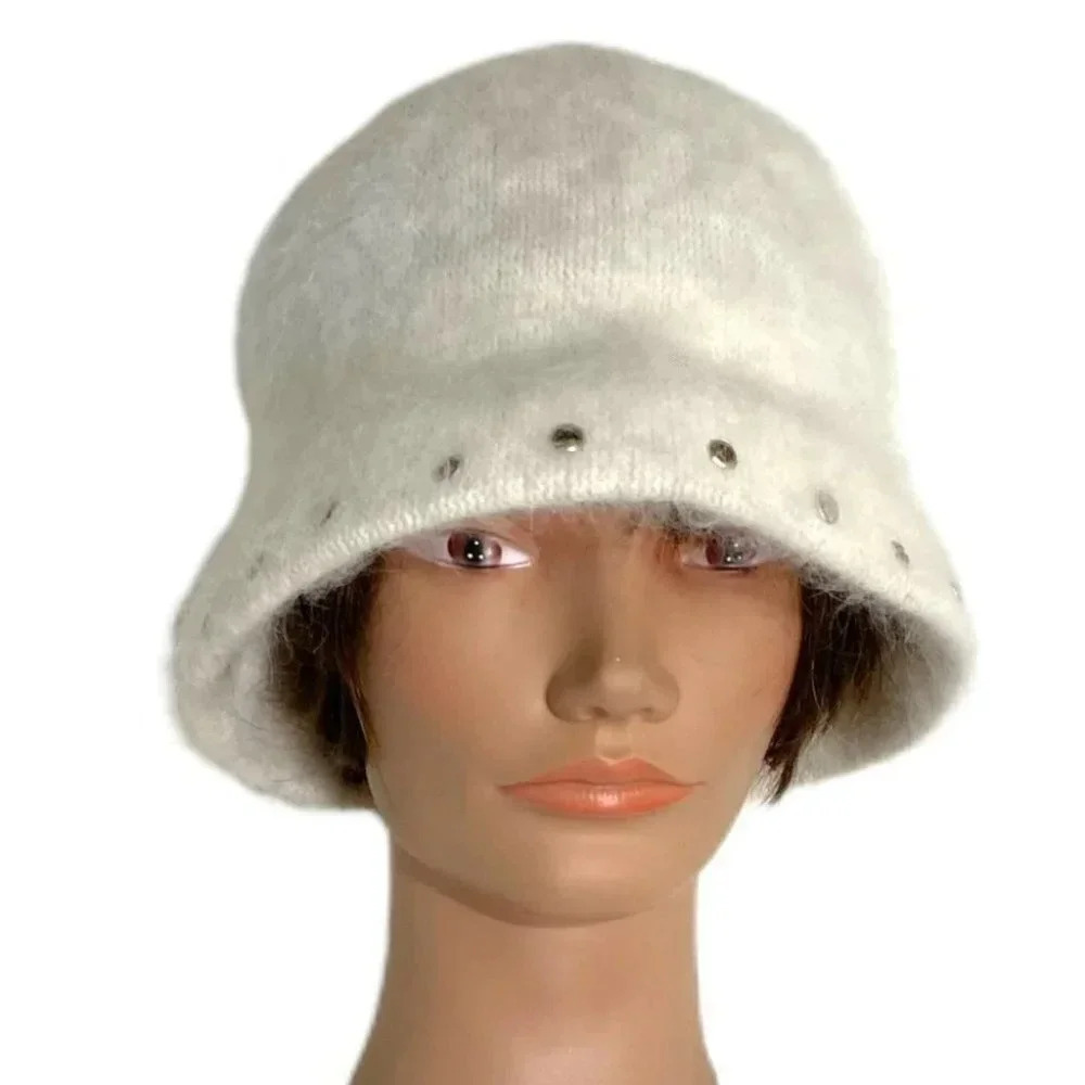 Angora blend ivory bucket hat with silver‎ rivets